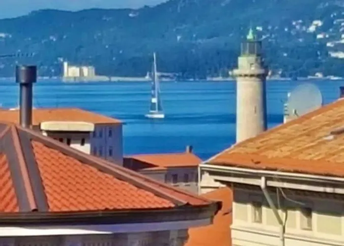 Le Petit Phare